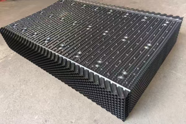 Cooling Tower Fill Fouling: How Scale, Algae and Dirt Reduce Cooling Performance